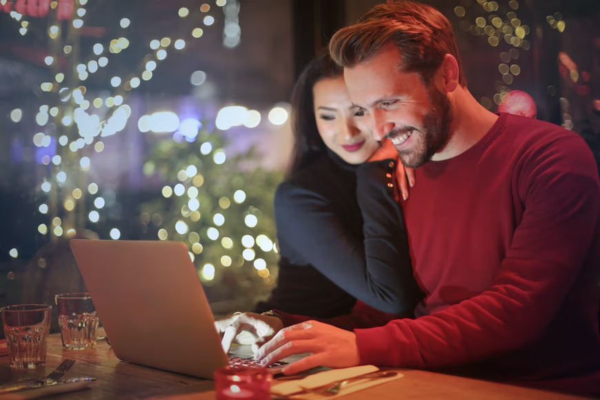 Có nên thuê luật sư hay không?