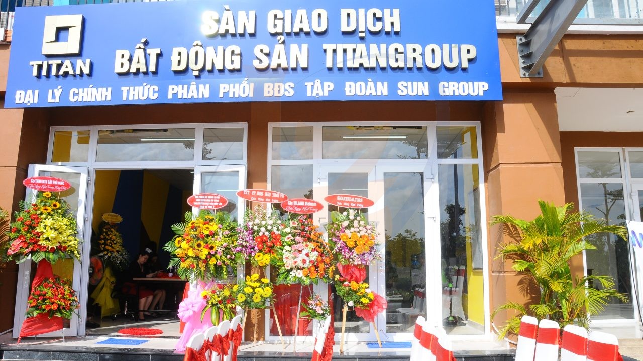 Sàn giao dịch bất động sản