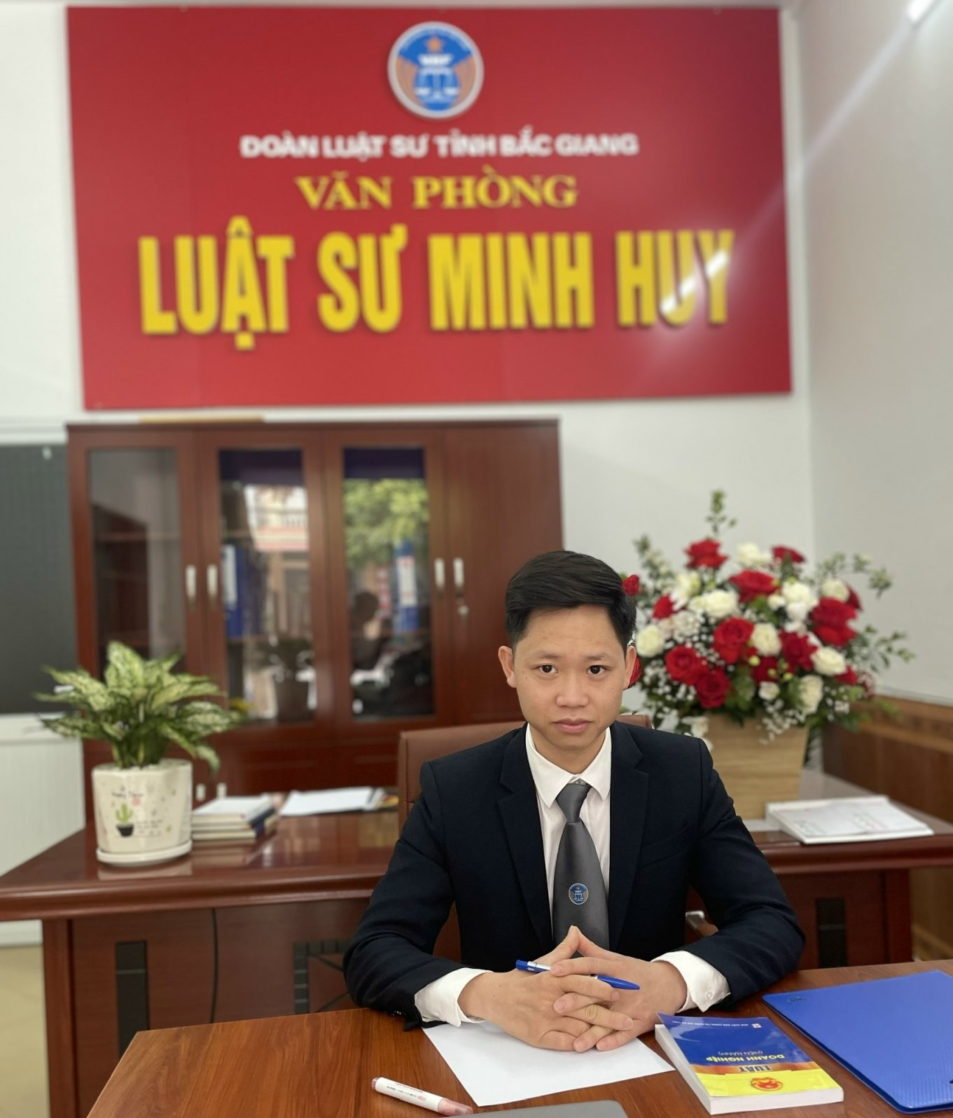 Luật sư Minh Huy